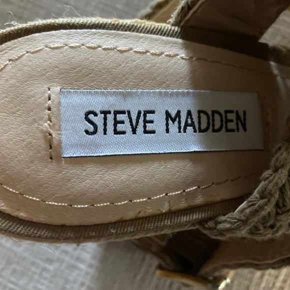 Steve Madden Khaki/Tan ankle wrap 4.75 inch wedge heel - Size 9 - Worn just once - Picture 3 of 13